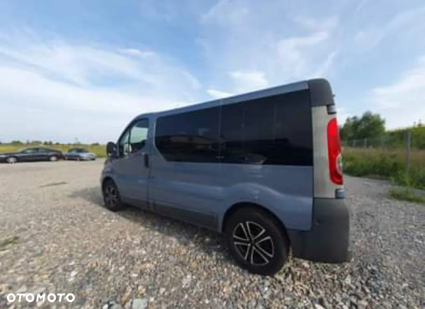 Opel Vivaro - 9