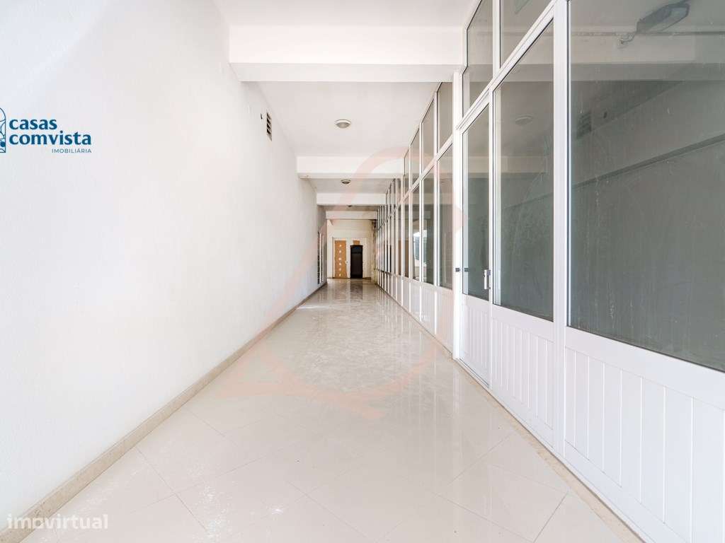Loja Prime com 600 m² na Avenida Principal de Fátima - Junto ao BPI - Grande imagem: 4/22