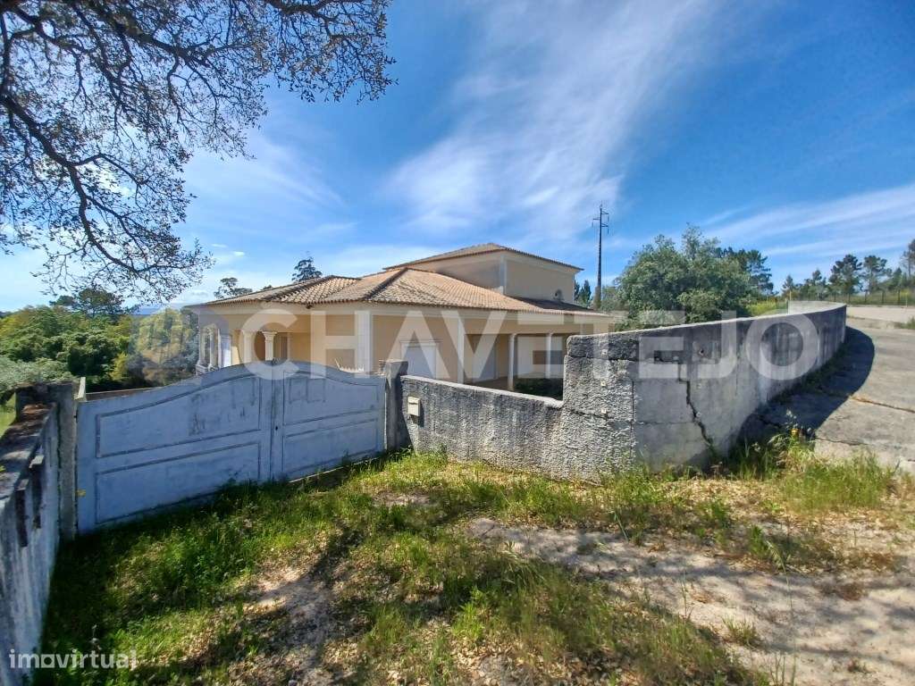 Moradia com garagem e logradouro a 5 km de Tomar. - Grande imagem: 4/55