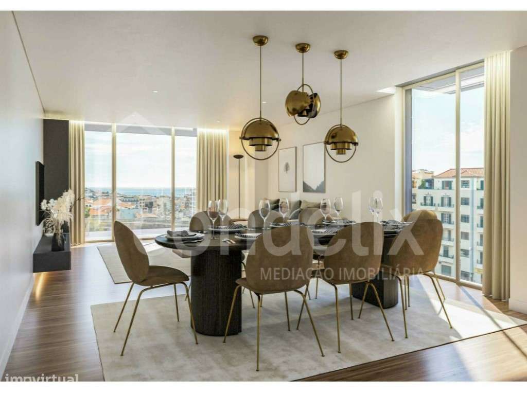 Apartamento T3 localizado no Edifício Hinton no centro do Funchal. - Grande imagem: 2/6