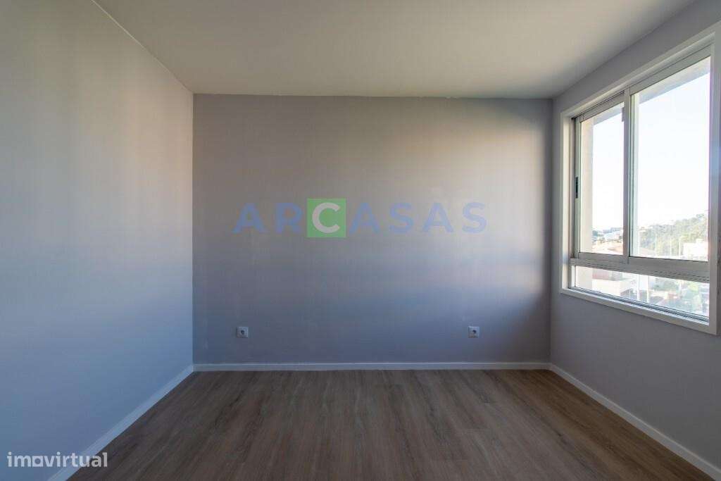 Apartamento T3  com varanda e lugar de garagem em Baguim do monte, Gon-17