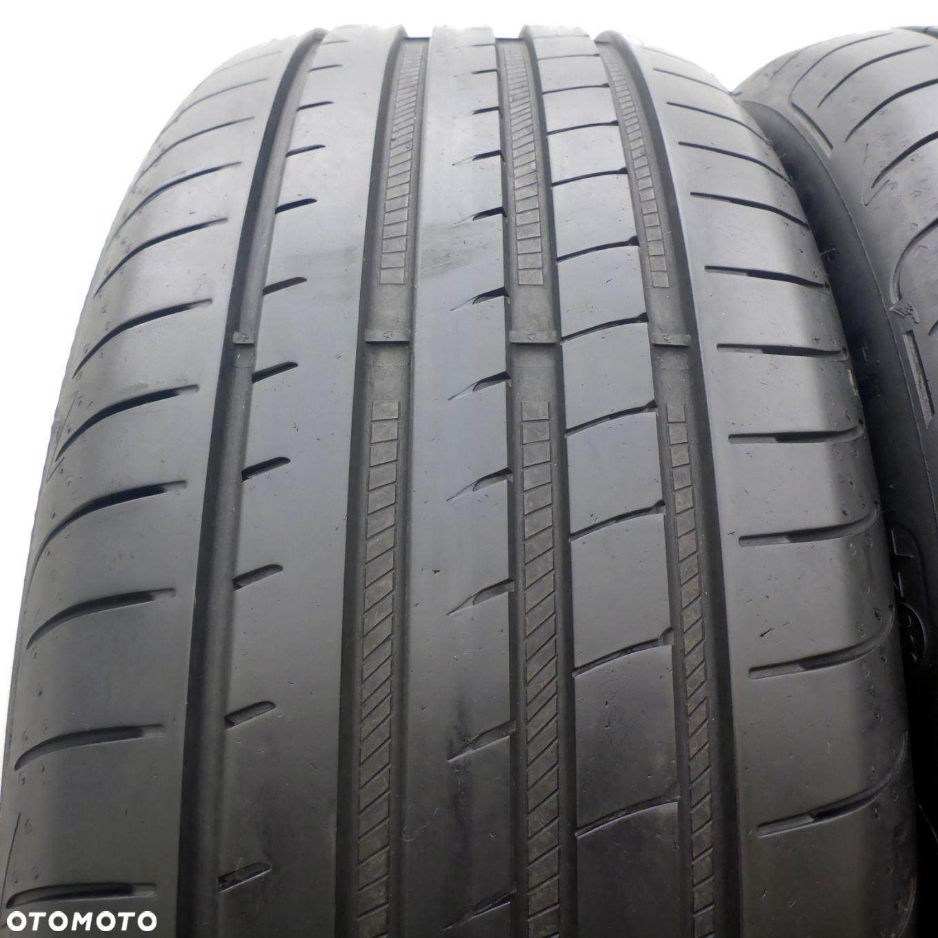 2 x GOODYEAR 225/45 R19 96W XL Eagle F1 Asymmetric 3 RSC Lato 6-6.5mm - 2