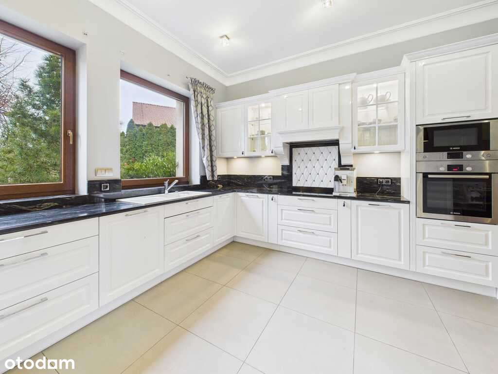 Przestronny, piękny dom na Ratajach w Oleśnicy-8