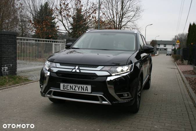 Mitsubishi Outlander 2.2 DID Intense + 4WD - 26