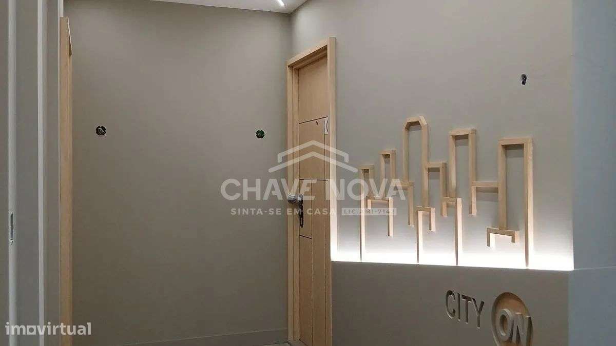 Estúdio T0 Novo em Faria Guimarães - Porto - Grande imagem: 2/19