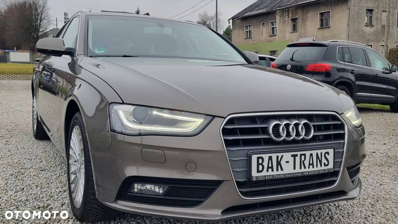 Audi A4 Avant 2.0 TDI DPF multitronic Attraction - 5