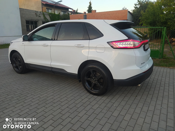 Ford EDGE 2.0 TDCi 4x4 Titanium - 31