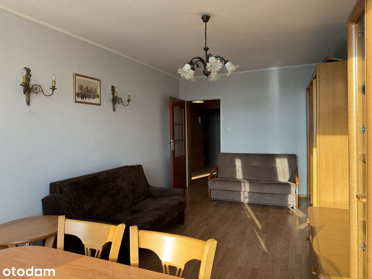 Rozkładowe z oddzielną kuchnią i loggią obok stacji metra M2 Trocka - Pełny obrazek: 5/20