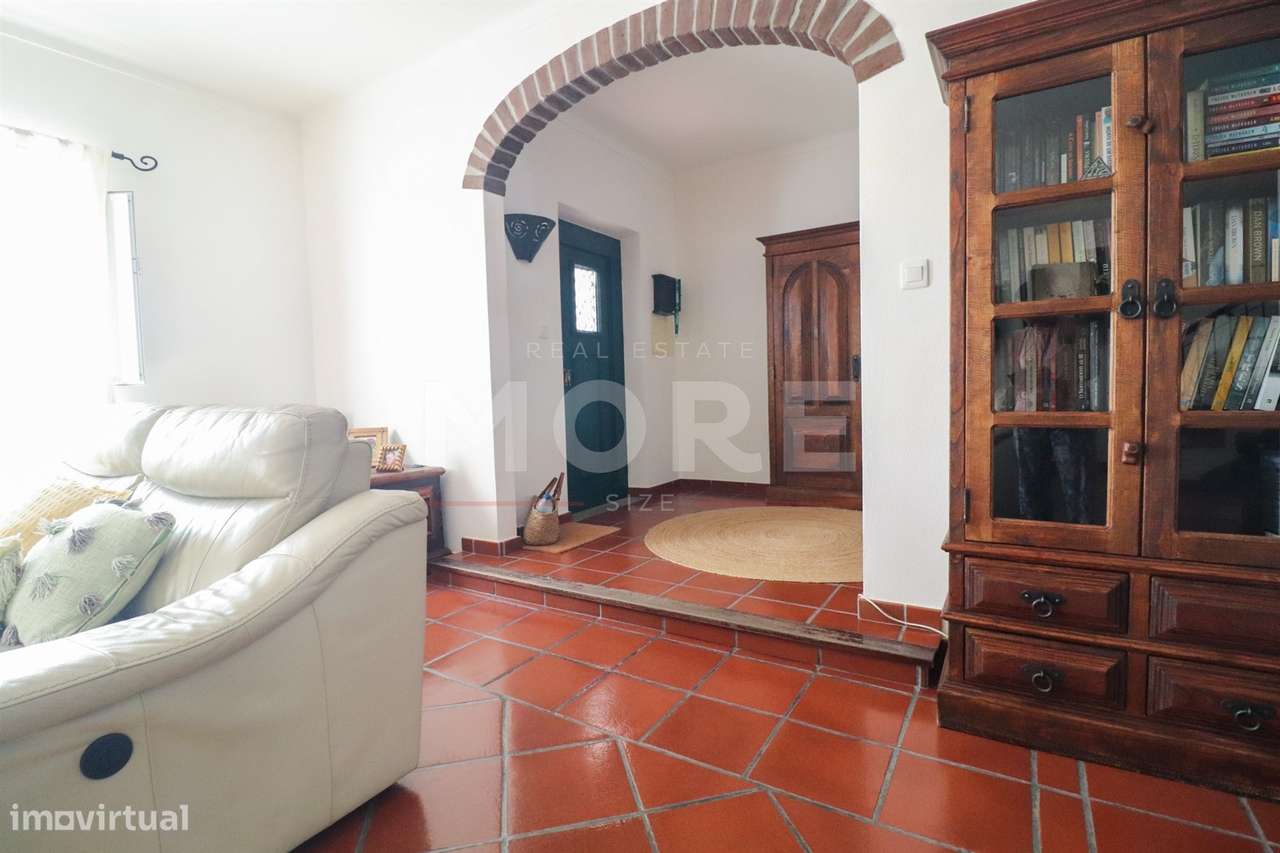 Moradia Unifamiliar T4 com Quintal e Garagem no Centro das Alcáçovas - Grande imagem: 5/29