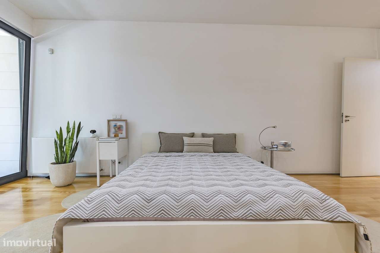 Moradia isolada T6 lote de 1002m2 piscina Sesimbra-45