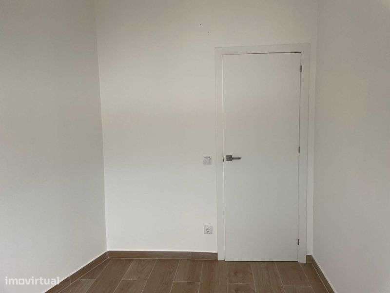 Apartamento T1 centro da Marteleira - Grande imagem: 5/6