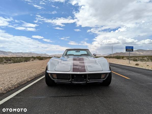 Chevrolet Corvette - 7