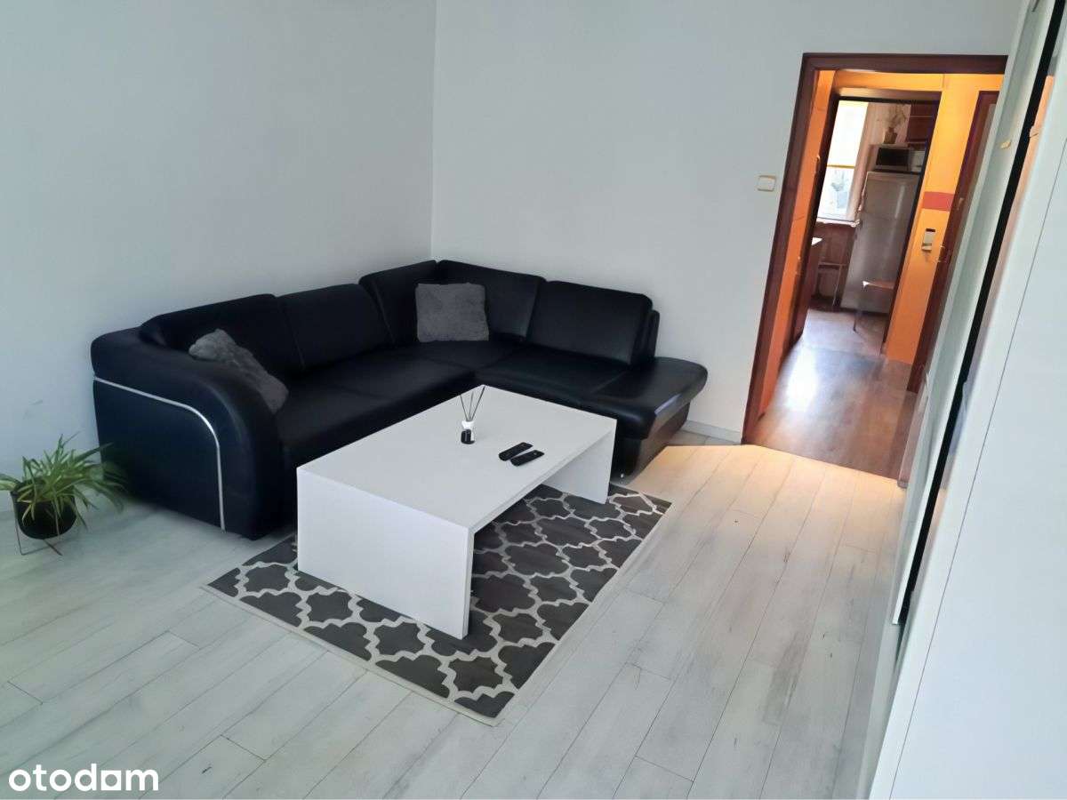 2 pokoje z balkonem w pełnym rozkładzie-1