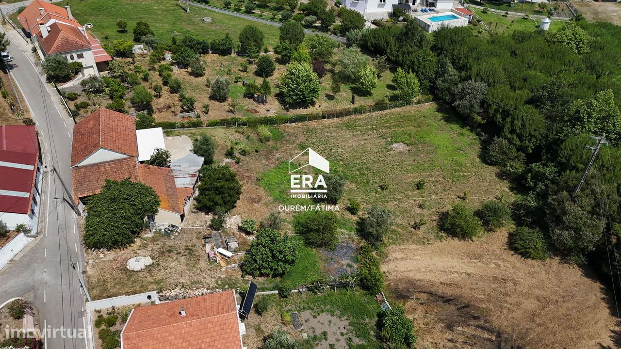 Moradia T3 localizada em Espite-19