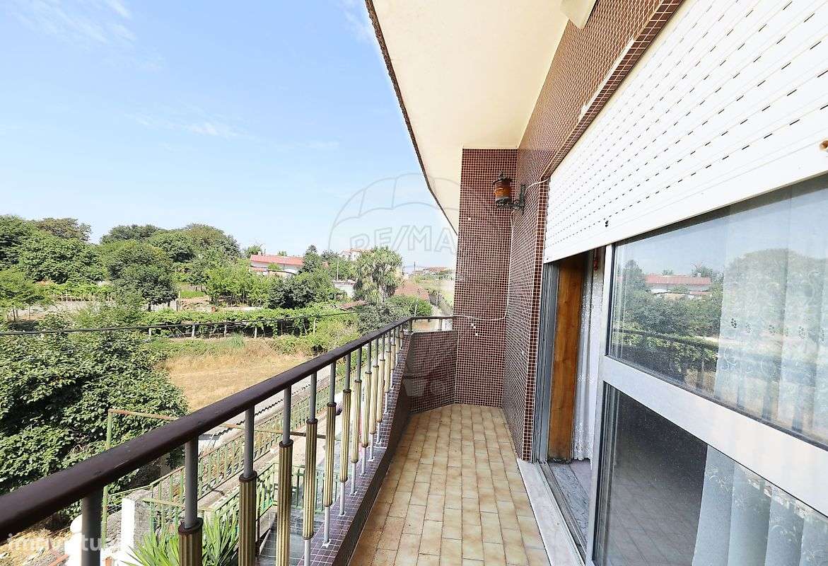 Moradia T2 para venda-15