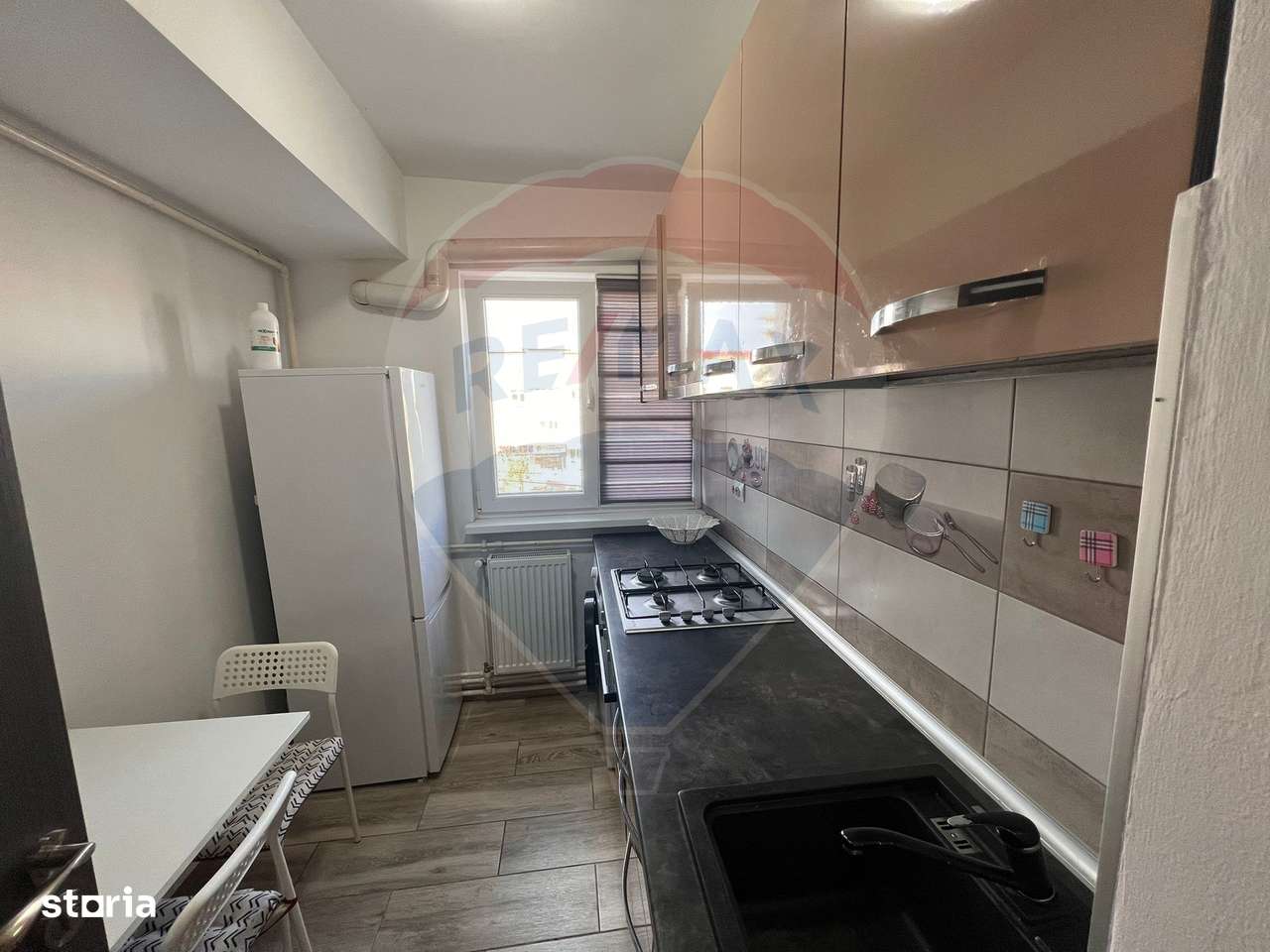 Apartament cu 2 camere de inchiriat- zona ultracentrala- 9 Mai - Imagine principală: 5/7