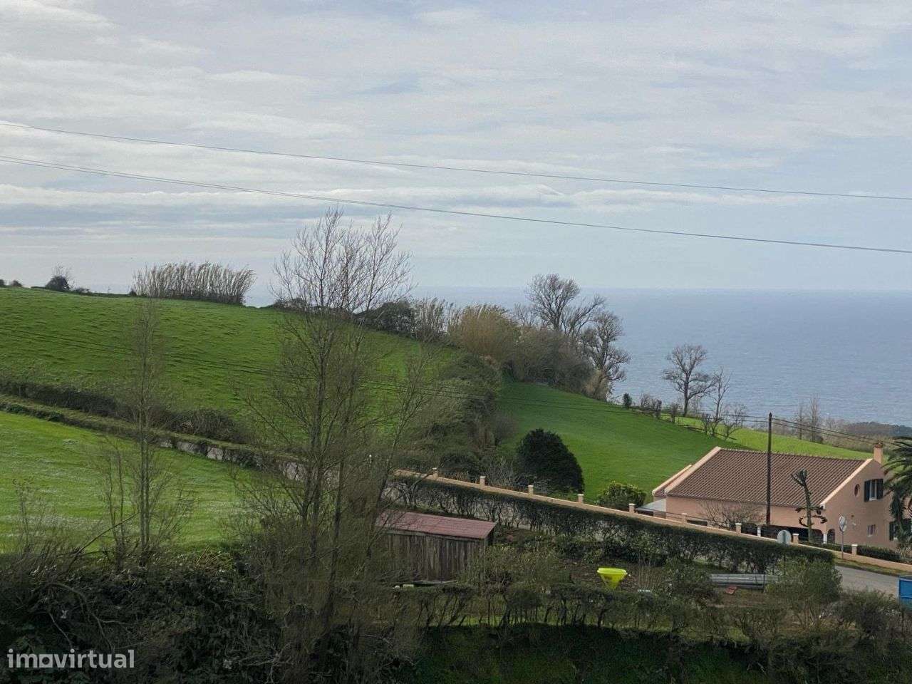 Moradia com vista espantosa na Lagoa, São Miguel - Grande imagem: 3/12
