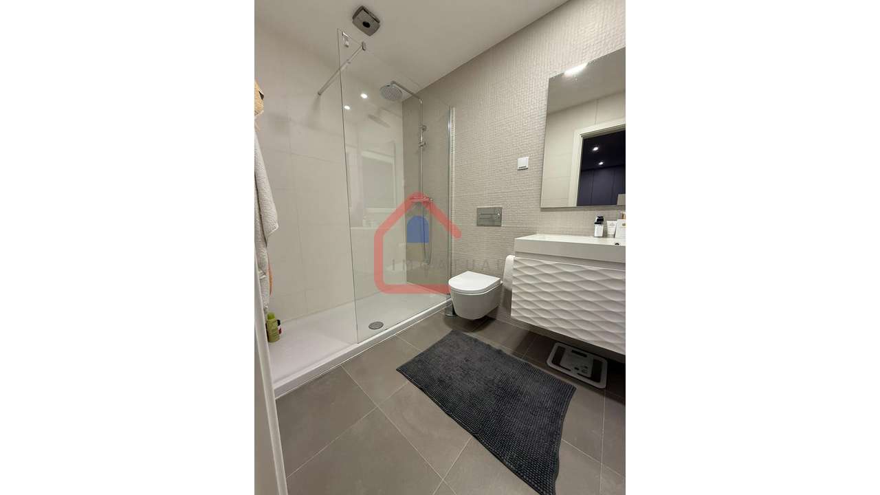 Apartamento T3 em Portugal-4