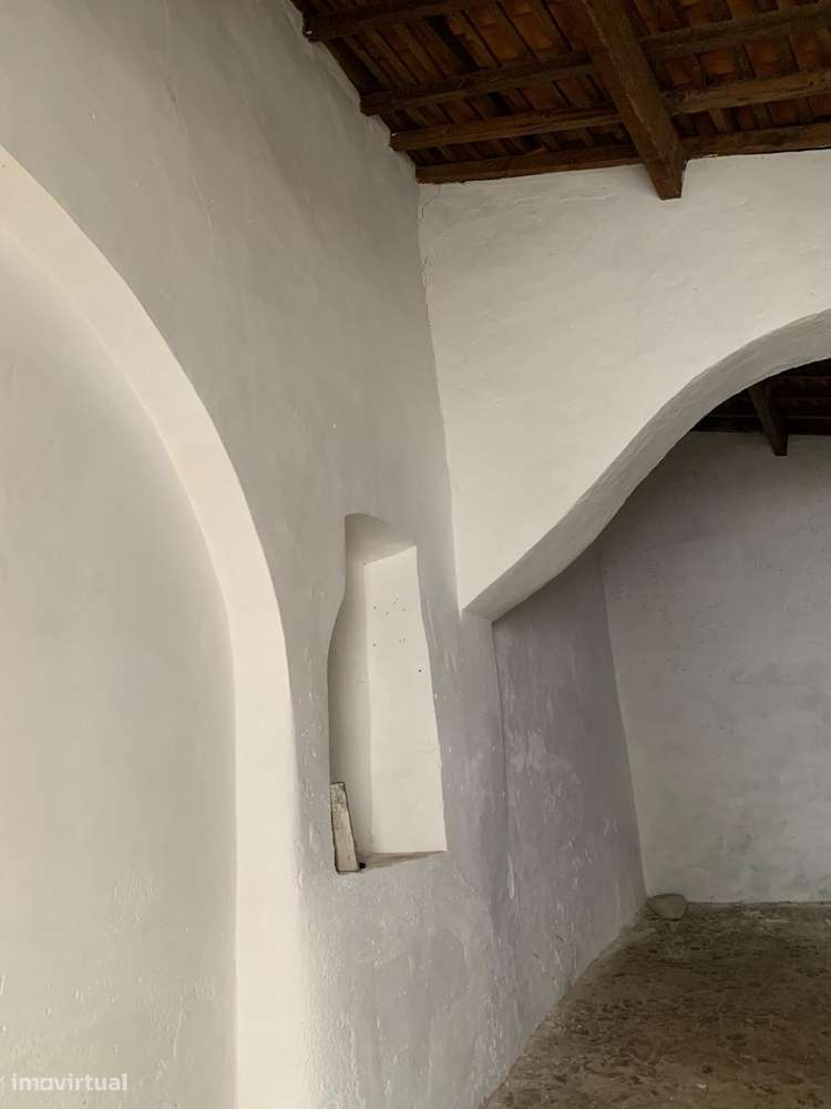 Garagem para dois carros no centro Histórico de Évora - Grande imagem: 4/6