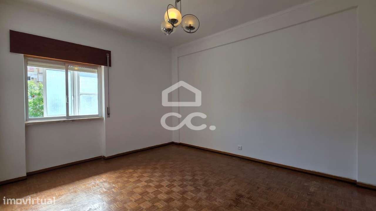 T3 na Praça do Brasil, Setúbal — Pronto a Habitar-6
