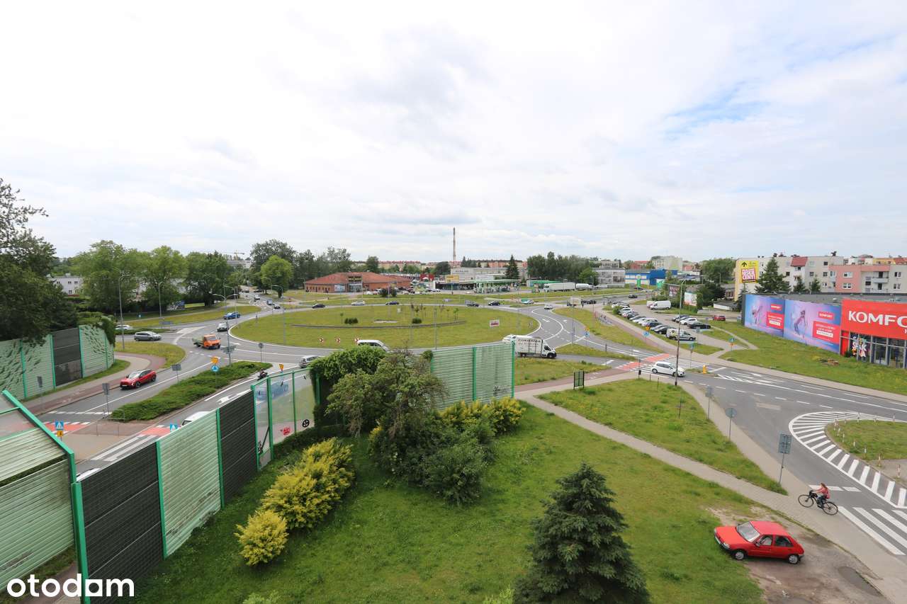 2 pokojowe mieszkanie z balkonem DO KAPITALNEGO REMONTU. - Pełny obrazek: 3/9