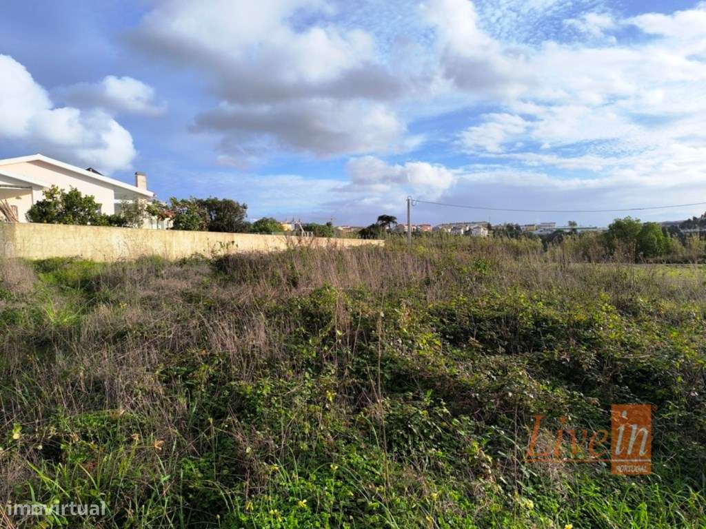 Excelente Terreno Urbano com 1160 m2 em Salgados em Mafra - Grande imagem: 2/13