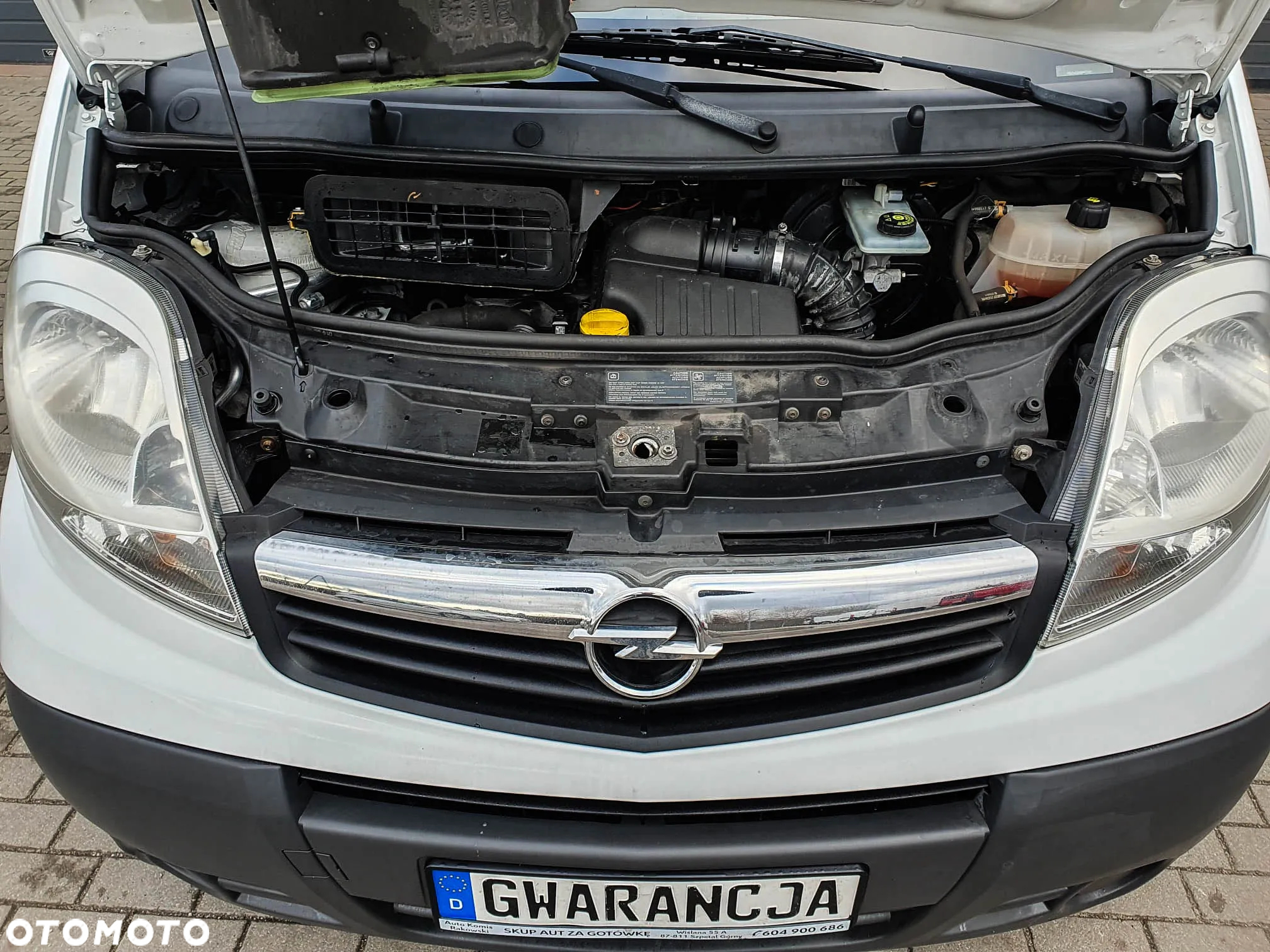 Opel Vivaro - 8