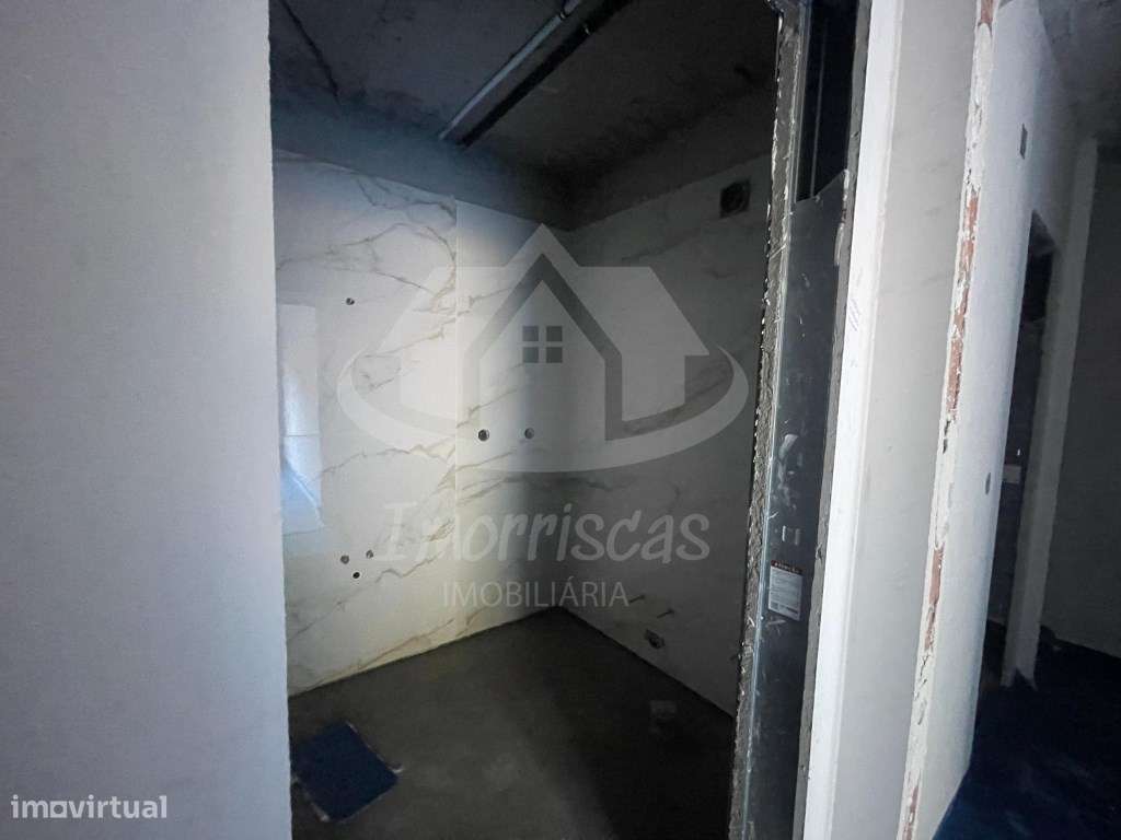 Apartamento novo T3 com box e churrasqueira no Sobralinho, Alverca - Grande imagem: 4/10
