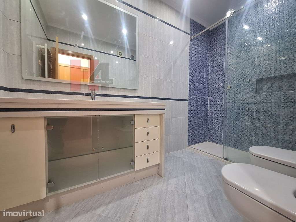 Apartamento T3 Colinas Cruzeiro com 150 m² e 4 lugares de parqueamento-26