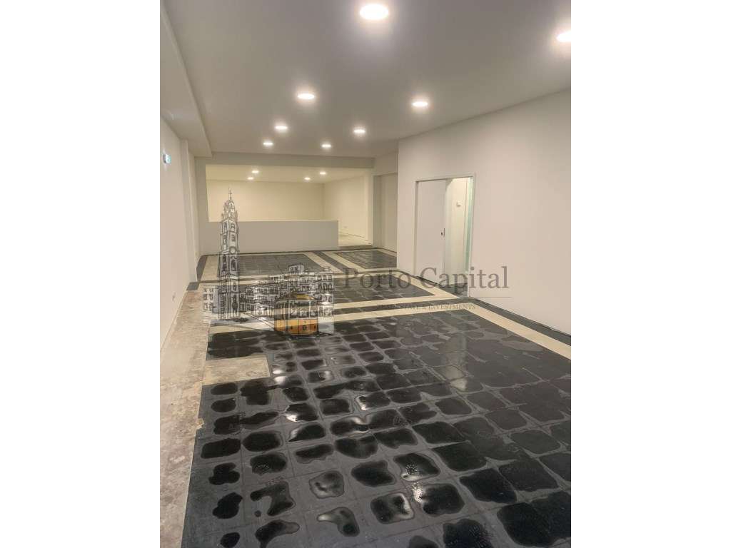 Escritório com uma área 280m2 no porto. - Grande imagem: 5/12