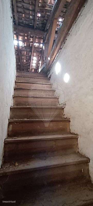 Moradia T8 para venda - Grande imagem: 4/9