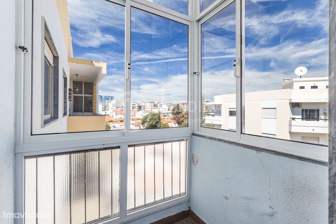 T3 com terraço Privativo em Portimão Vista Rio Arade - Com Garagem-20