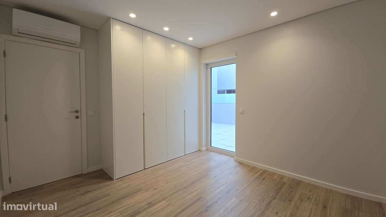 APARTAMENTO T2 NOVO COM TERRAÇO NO CORAÇÃO DE BRAGA-9