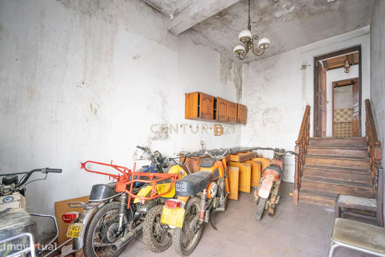 Moradia T2 - Vila Nova (Miranda do Corvo) - Grande imagem: 5/21