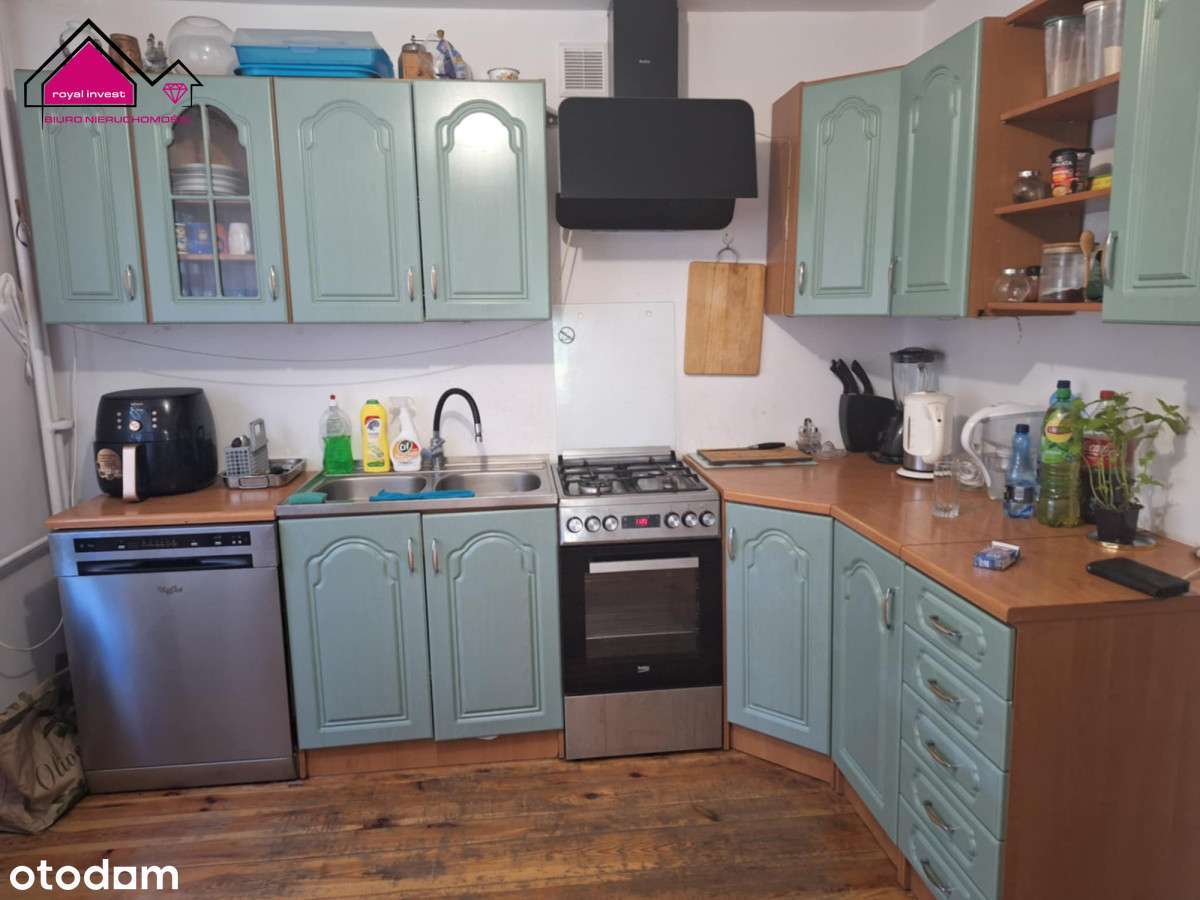 Dom  z dużą działką w doskonałej lokalizacji-5