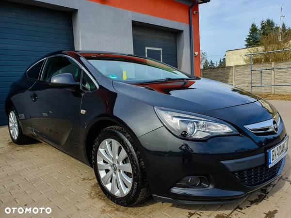 Opel Astra GTC 1.4 Turbo - 10