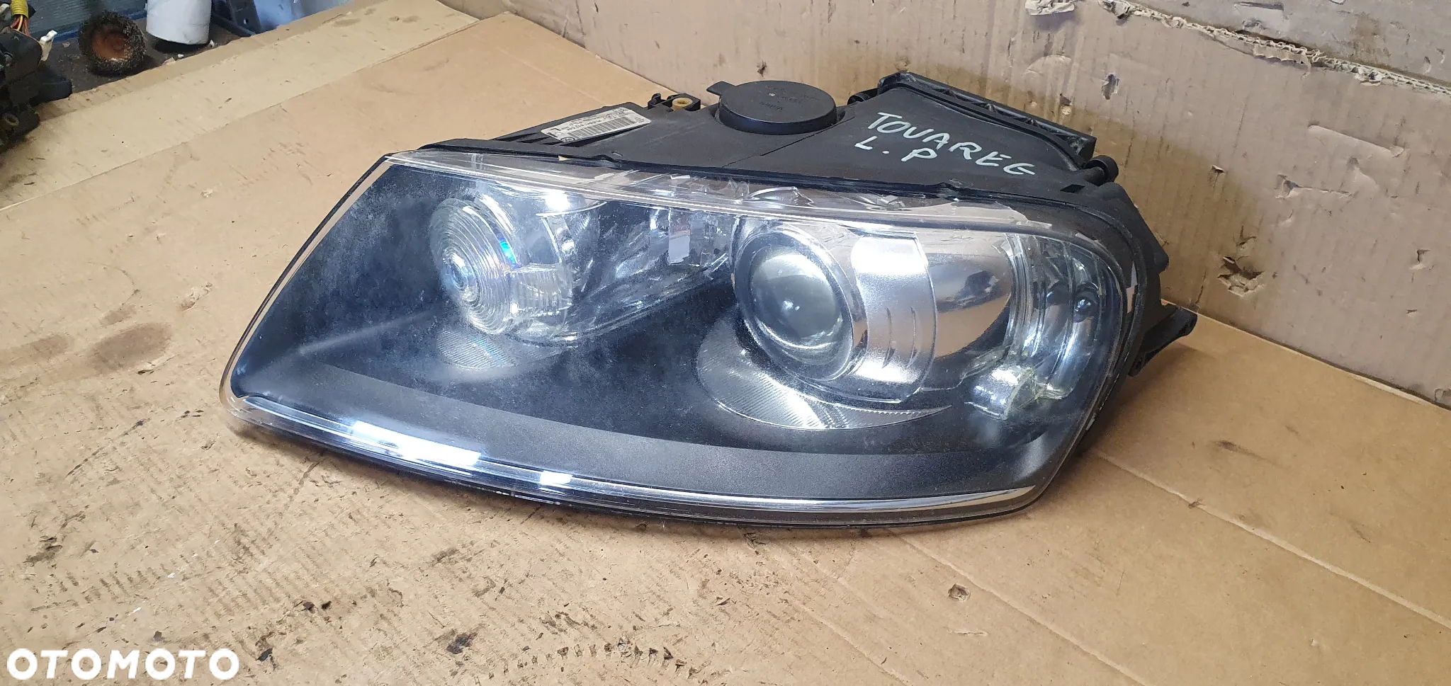 Lampa lewy przód przednia lewa XENON VW Touareg 7L6941015CM - 3