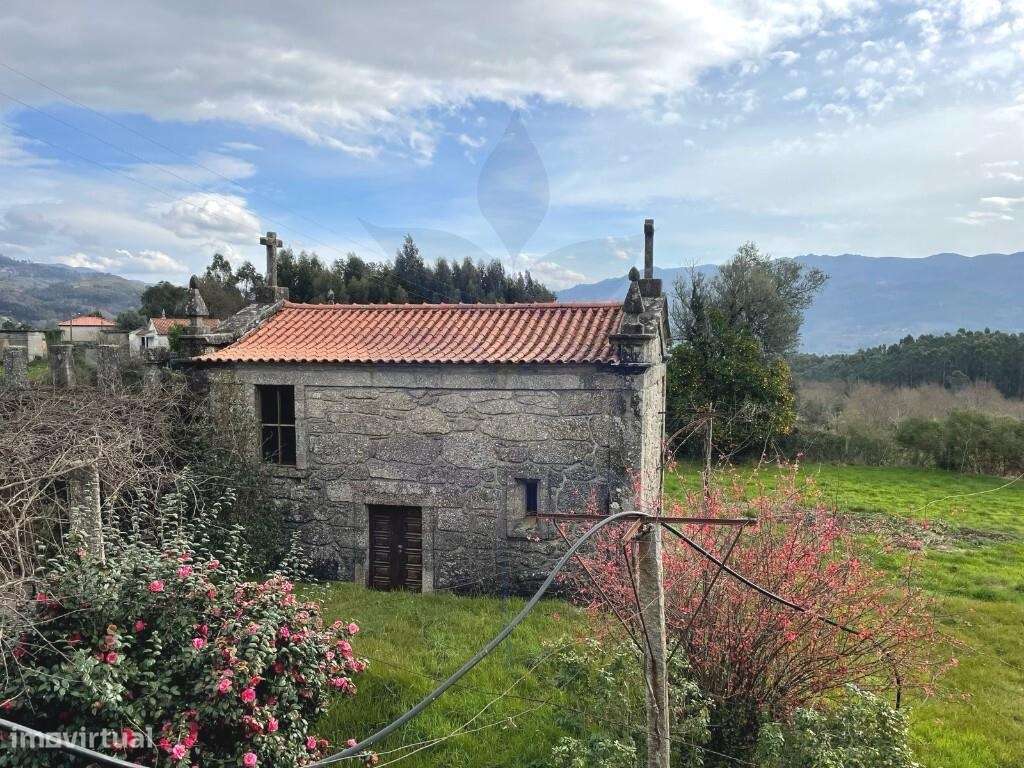 Quinta/Herdade histórica de 1690 em  Valdreu, Vila Verde - Grande imagem: 3/13