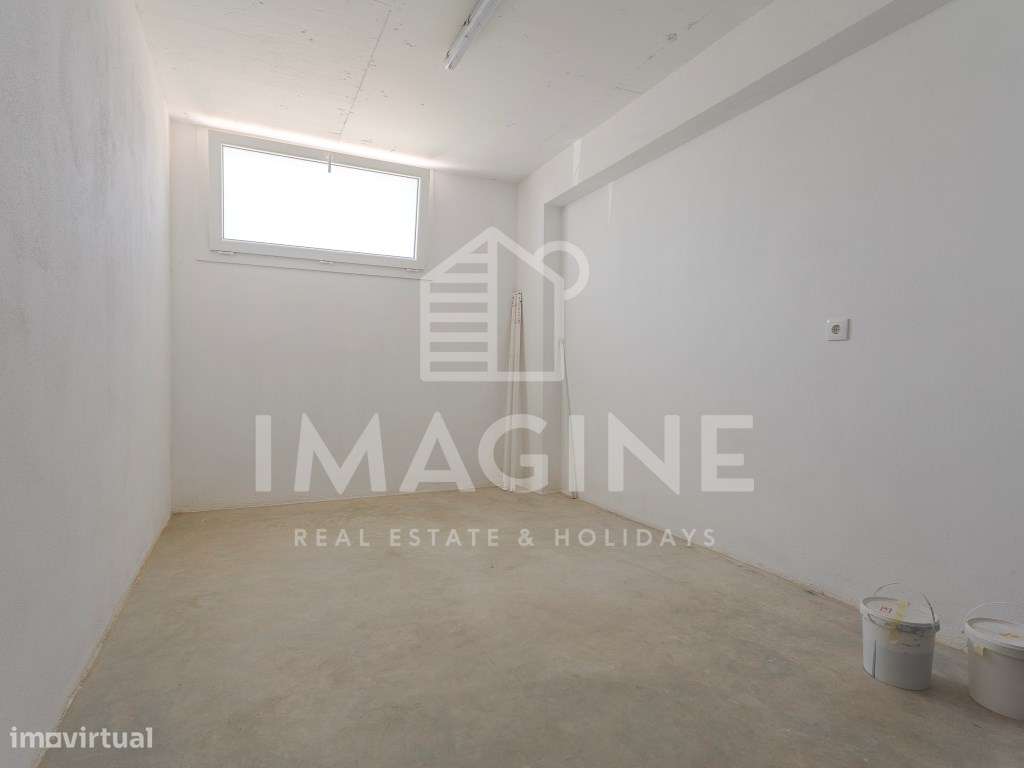 Apartamento T2 com Varanda Aterraçada na Quinta da Amizade-40