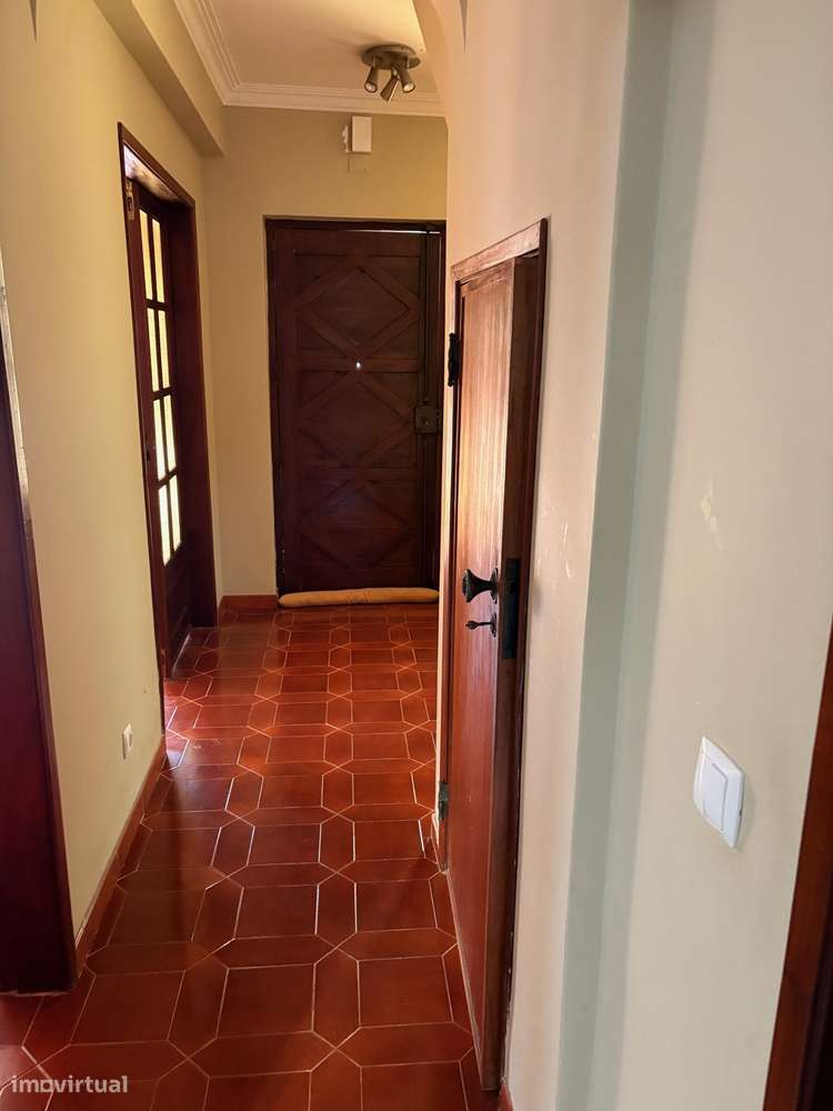 Moradia geminada com garagem Bro Além das Vinhas 595.000€-29