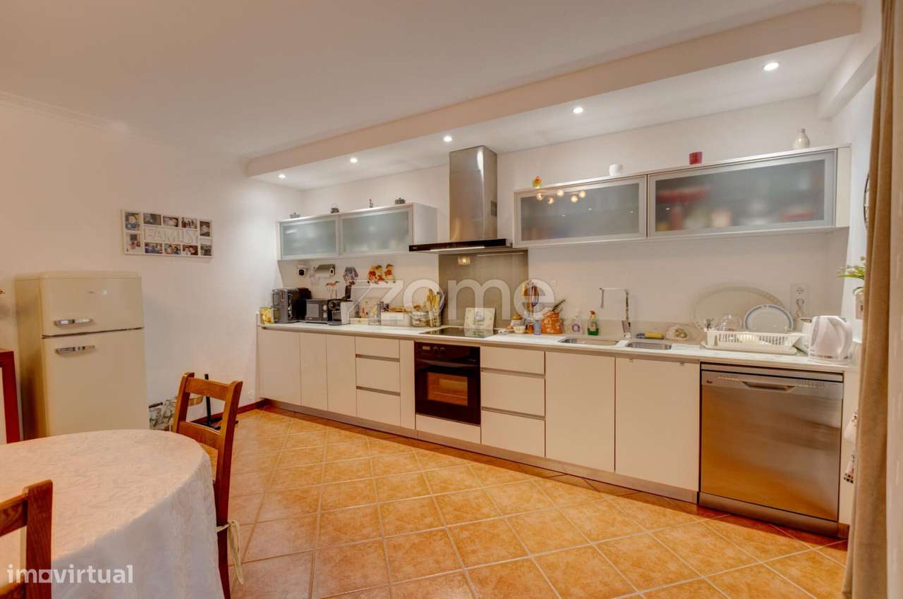 Moradia T4 +2 com Vistas Panorâmica - Grande imagem: 3/30