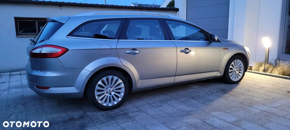 Ford Mondeo 2.0 Titanium - 29