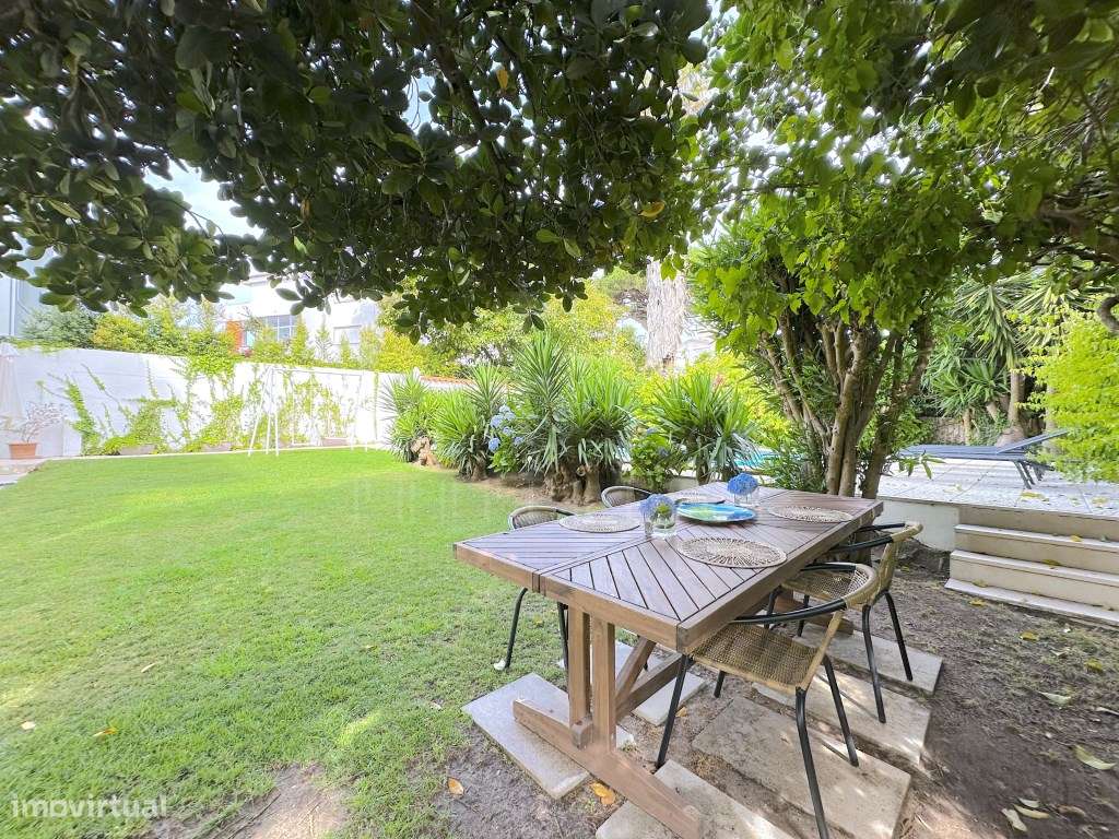 MORADIA DE CHARME EM LOCALIZAÇÃO NOBRE DE CASCAIS-28