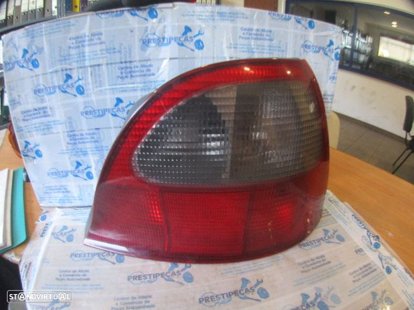 Farol Tras Stop2891 ROVER 25 2000 1.4 105CV 3P CINZA DRT BRITAX - 1