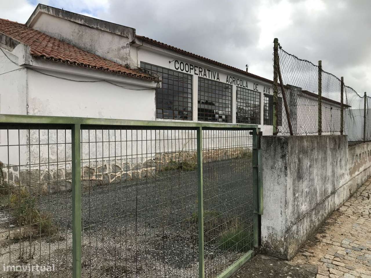 Armazém Industrial / Lagar em Vila de Avis - Grande imagem: 3/9