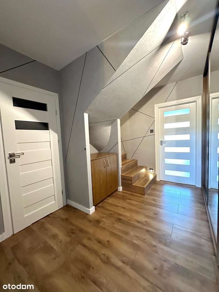 Duży dwupoziomowy apartament z sauną 89 mkw-12