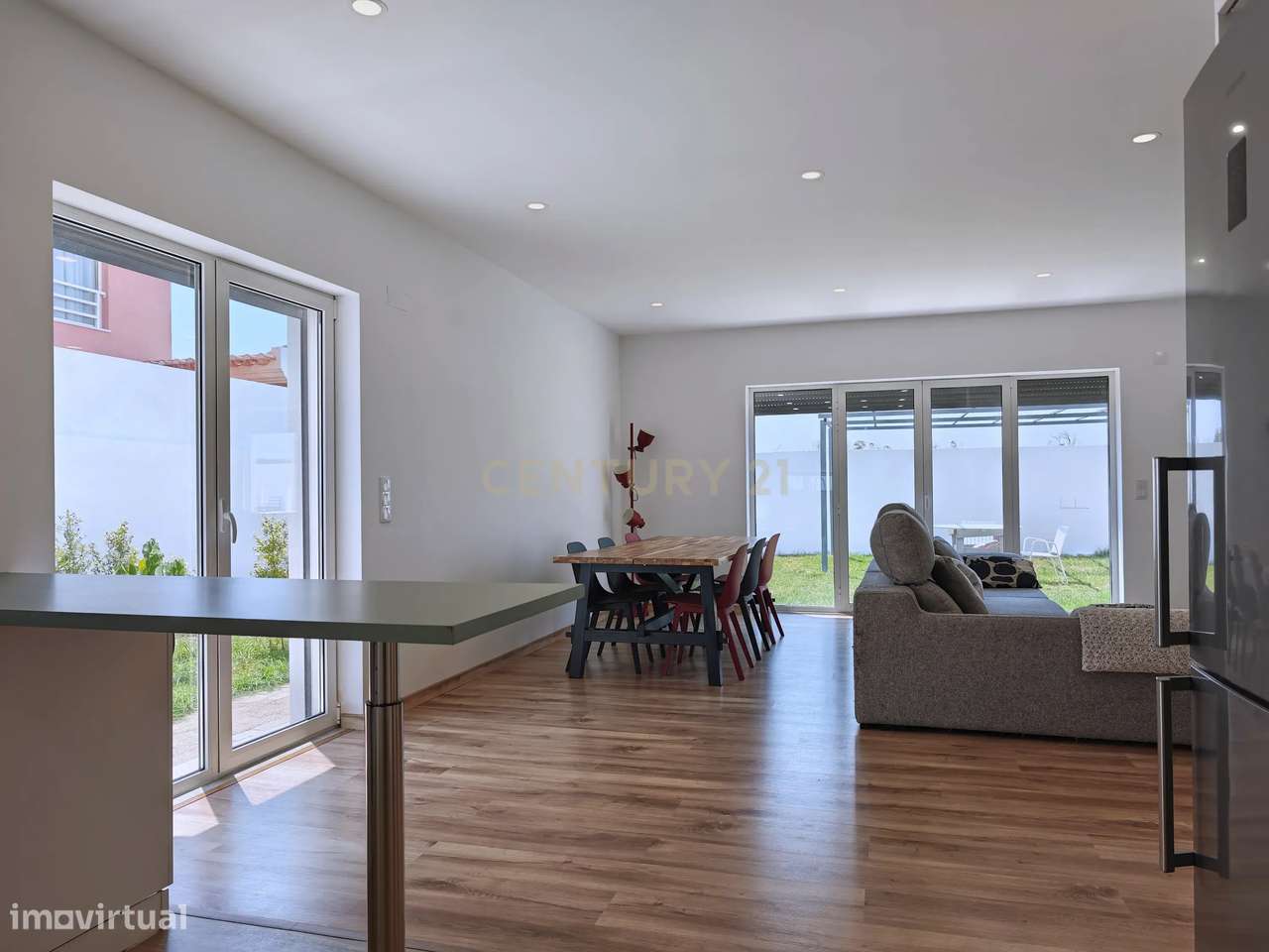 Moradia Contemporânea T3 + Escritório, com Jardim e Painéis Solares em-23