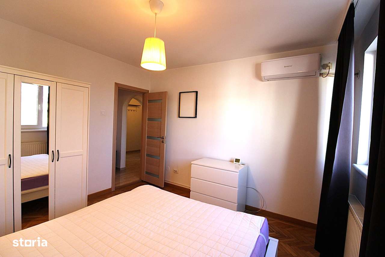 Apartament cu 3 camere in Centru langa Banca Nationala - Imagine principală: 4/10