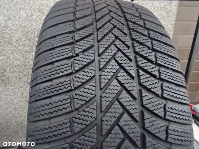 265/50/R19 110V BRIDGESTONE BLIZZAK LM005 - 1