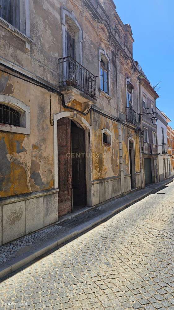 Prédio para Reabilitação no Centro Histórico de Palmela-5